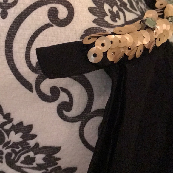 Sequin keyhole top - Picture 5 of 5